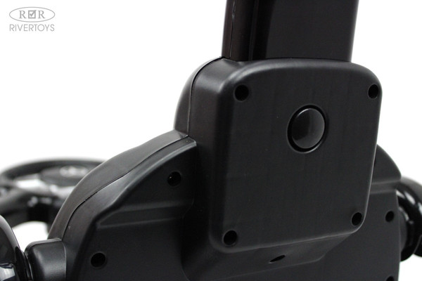 Изображение товара Качалка-каталка RiverToys Mercedes-Benz GL63 / A888AA-H (черный)