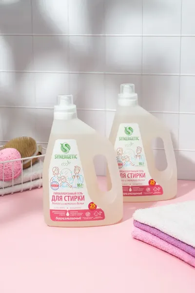 Изображение товара Гель для стирки Synergetic Ultra White отбеливающий (1.5л)