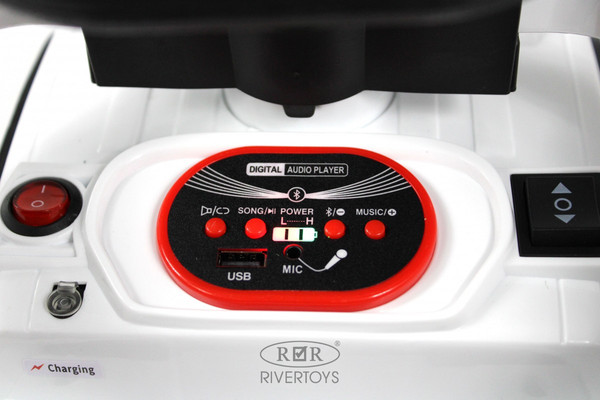 Изображение товара Детский автомобиль RiverToys G008GG-A (белый)