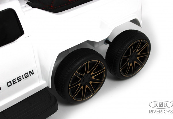 Изображение товара Детский автомобиль RiverToys G008GG-A (белый)