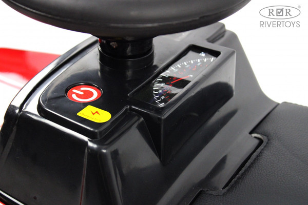 Изображение товара Каталка детская RiverToys Mercedes-AMG 300S / G300GG (красный глянец)