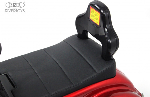 Изображение товара Каталка детская RiverToys Mercedes-AMG 300S / G300GG (красный глянец)