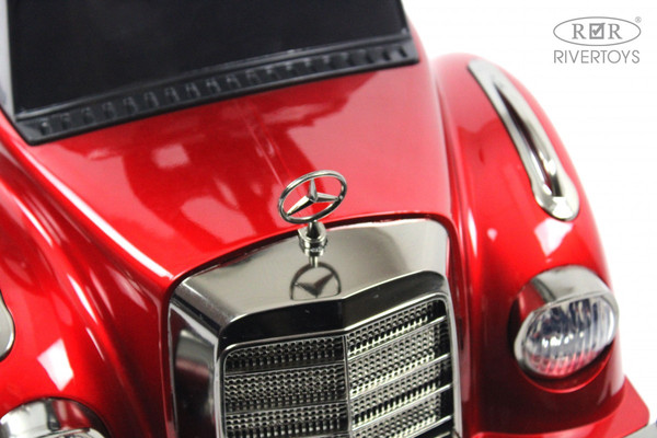 Изображение товара Каталка детская RiverToys Mercedes-AMG 300S / G300GG (красный глянец)