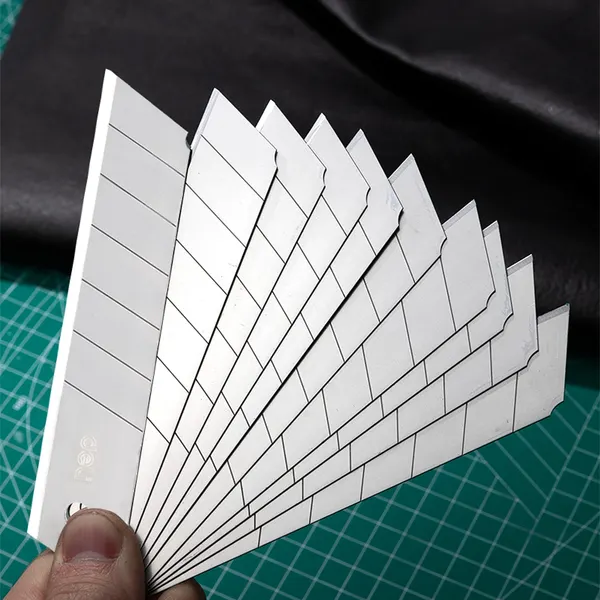 Изображение товара Набор сменных лезвий канцелярских Deli EDL-DP05 (10шт)