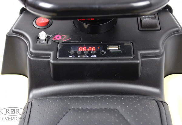 Изображение товара Детский автомобиль RiverToys Mercedes-Benz 300S / LS-128A (бежевый)