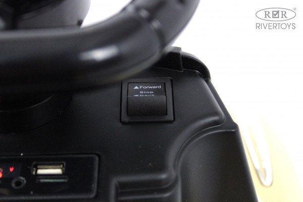 Изображение товара Детский автомобиль RiverToys Mercedes-Benz 300S / LS-128A (бежевый)