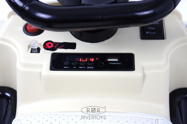 Изображение товара Детский автомобиль RiverToys Mercedes-Benz 300S / LS-128A (черный)