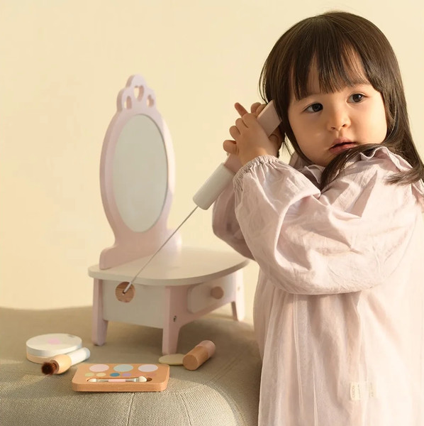 Изображение товара Туалетный столик игрушечный Classic World CW50543