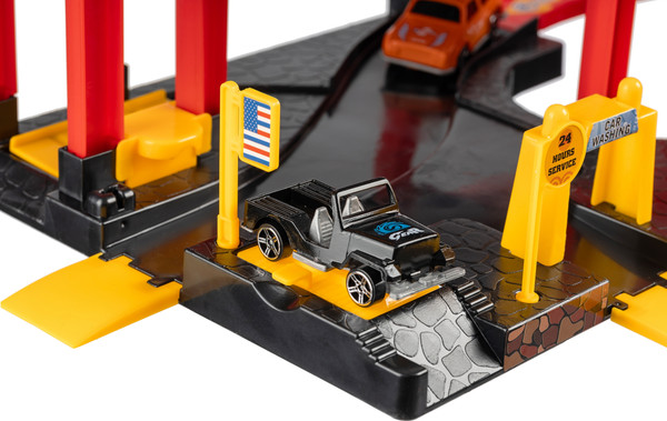 Изображение товара Паркинг игрушечный Labalu 3-уровневый с дорогой и автомобилями / P3488A-1 (красный, 3 машинки)