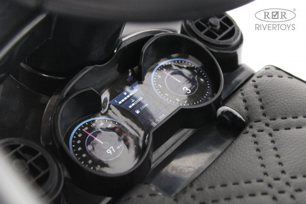 Изображение товара Каталка детская RiverToys F001FF-P (черный)