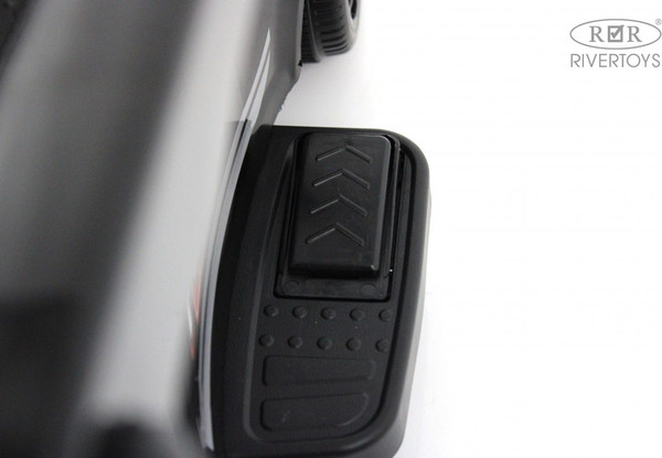 Изображение товара Каталка детская RiverToys F001FF-P (черный)