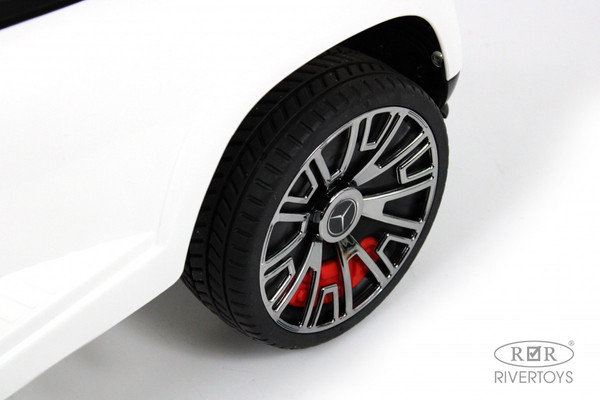 Изображение товара Каталка детская RiverToys Mercedes-Benz G63 / Z003ZZ-D (белый)