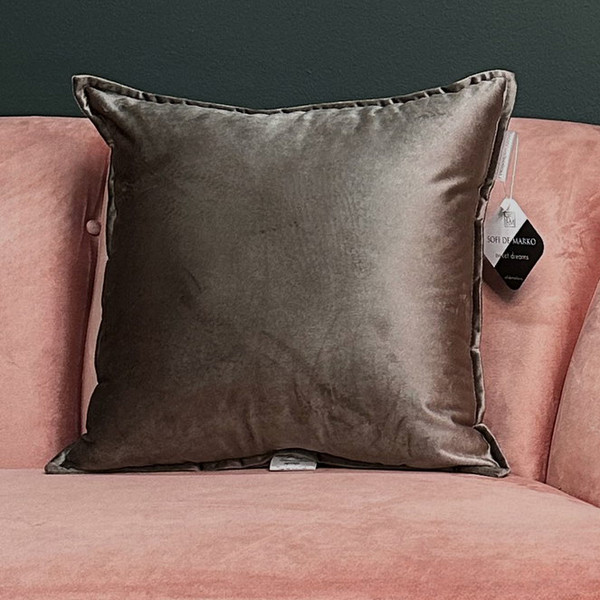 Изображение товара Подушка декоративная Sofi de Marko Амадис 45х45 / Под-Ам-45х45шк (шоколад)