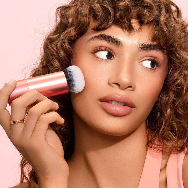 Изображение товара Кисть для макияжа Real Techniques Bubble Blending Brush / RT10012700