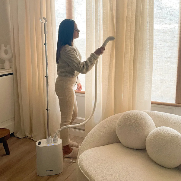 Изображение товара Отпариватель SteamOne EUH2020W