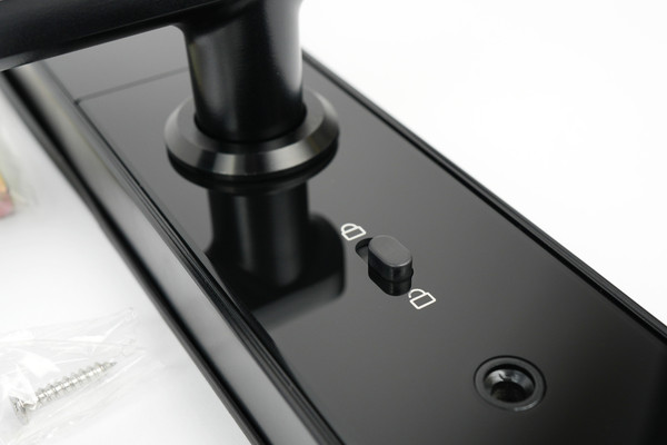 Изображение товара Умный замок Roome Tuya Digital Fingerprint Lock X6 (черный)