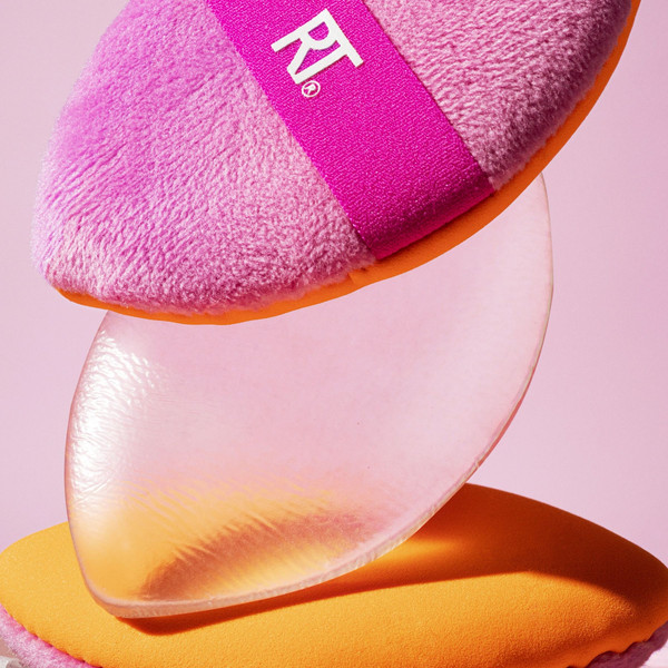 Изображение товара Набор спонжей для макияжа Real Techniques Miracle 2-in-1 Powder Puff Duo / RT10013300