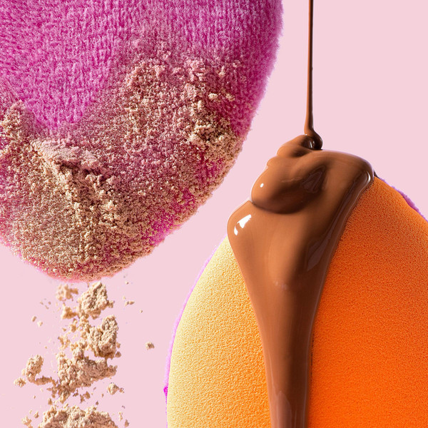 Изображение товара Набор спонжей для макияжа Real Techniques Miracle 2-in-1 Powder Puff Duo / RT10013300