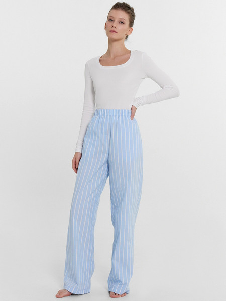 Изображение товара Пижама Mark Formelle 592549 (р.170-104-110, белый/голубая полоска)