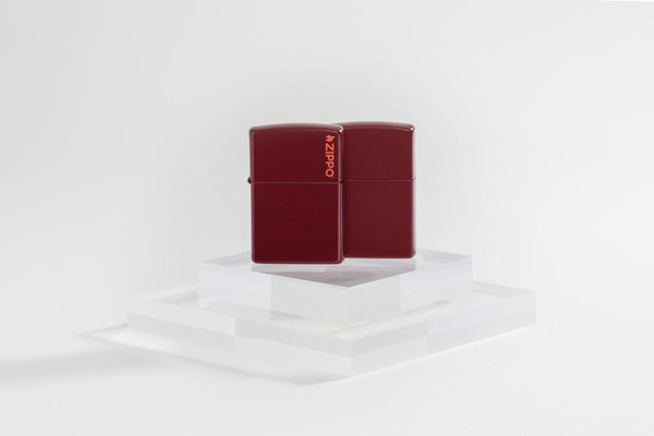 Изображение товара Зажигалка Zippo Logo / 46021ZL (бордовый глянцевый)