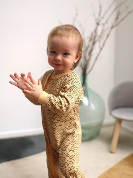 Изображение товара Набор комбинезонов для малышей MOWbaby Birds /1282 (Yellow, р.74)
