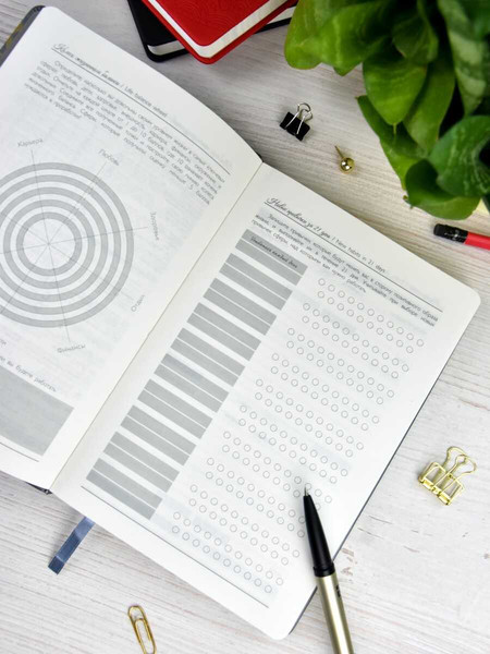 Изображение товара Ежедневник Escalada Арт-терапия. Софт-тач / 67225 (124л, серый)