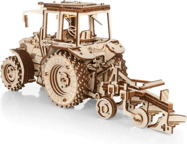 Изображение товара Трактор игрушечный EWA Belarus-82.3 с плугом