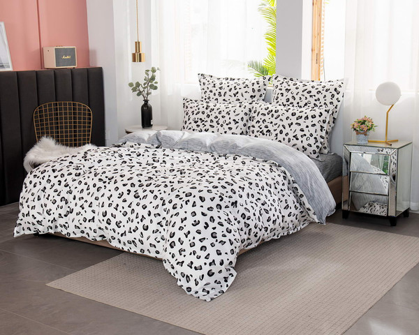 Изображение товара Комплект постельного белья Sofi de Marko Табио Евро 4н / Евро-5505 (черный/белый)