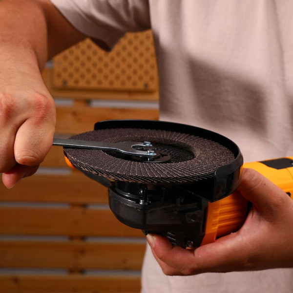 Изображение товара Угловая шлифовальная машина Deko DKAG1400-150E / 083-1029