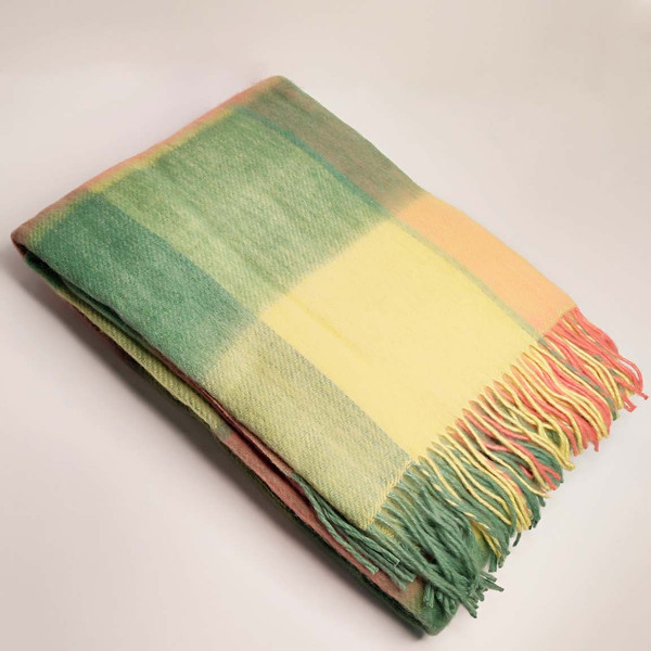 Изображение товара Плед Vladi Эльф Liam 170x210 / 50221 (светло-желтый/светло-красный/светло-зеленый)