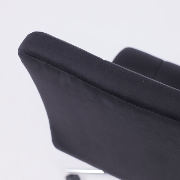 Изображение товара Кресло офисное AksHome Роза квадрат (Velutto 34 черный/хром)