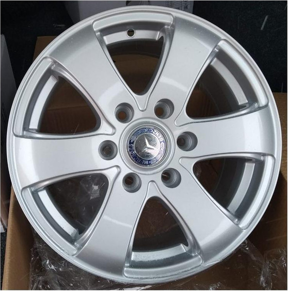 Изображение товара Литой диск Replica MR747 16x7" 6x130мм DIA 84.1мм ET 50мм Silver