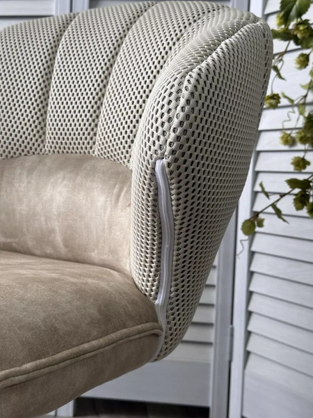 Изображение товара Стул M-City Astra (белый Sonic 23 ткань/7525-01 велюр/ черный каркас)