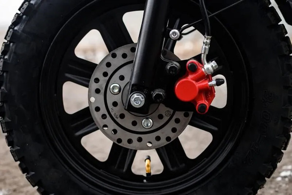 Изображение товара Электровелосипед AVM E-Alfa Travel (черный)