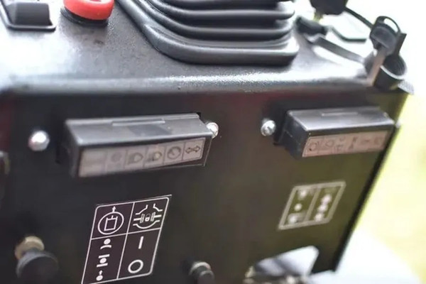Изображение товара Минитрактор бензиновый МТЗ Беларус 112Н-01 112Н-0000010-01 (Lifan 190FD)