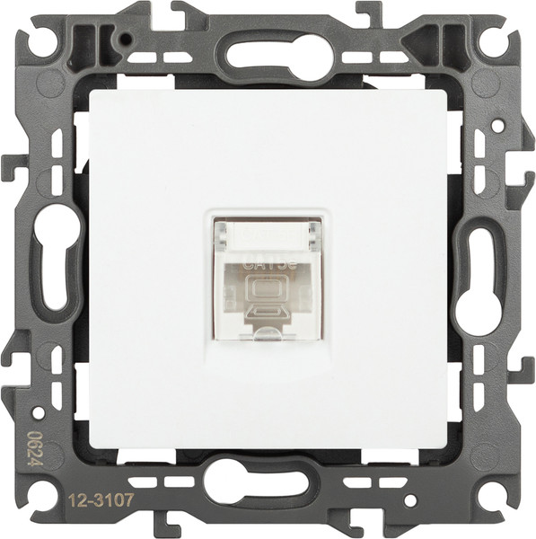 Изображение товара Розетка ЭРА 12-3107-01М / Б0065712 (белый матовый)