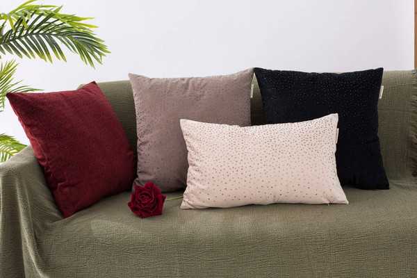 Изображение товара Наволочка декоративная Sofi de Marko Кристал 30х50 / Нав-К103-30х50 (темно-коричневый)