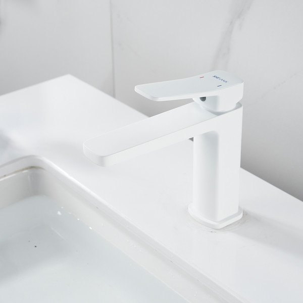 Изображение товара Смеситель Shevanik S9901C (белый)