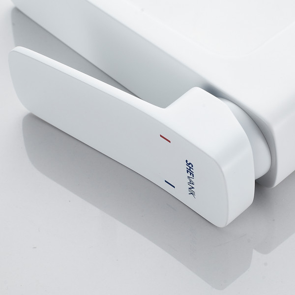 Изображение товара Смеситель Shevanik S9901C (белый)