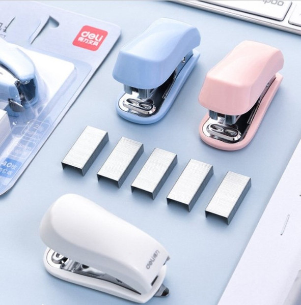 Изображение товара Степлер Deli TBD0604253001B (голубой)
