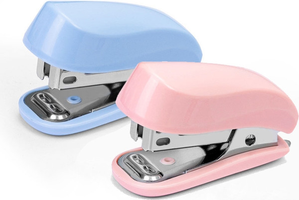 Изображение товара Степлер Deli TBD0604253001C (белый)