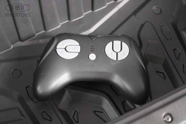 Изображение товара Детский автомобиль RiverToys C777CC (синий)