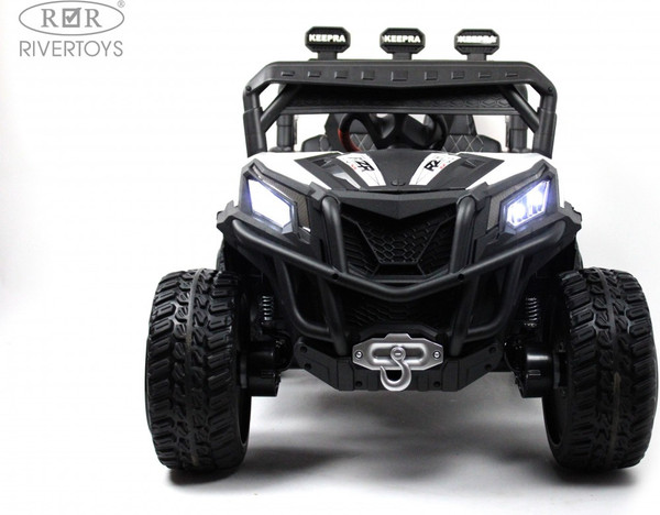 Изображение товара Детский автомобиль RiverToys C111CC (белый)