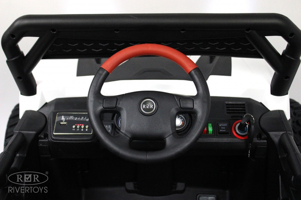 Изображение товара Детский автомобиль RiverToys C111CC (белый)