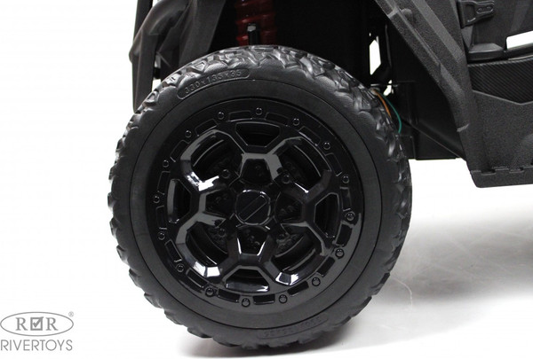 Изображение товара Детский автомобиль RiverToys C111CC (белый)