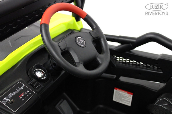 Изображение товара Детский автомобиль RiverToys C111CC (зеленый)