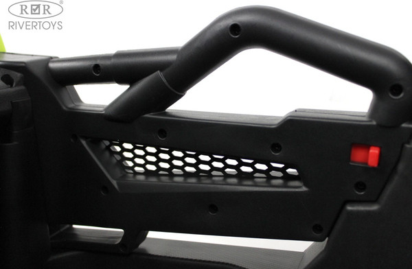 Изображение товара Детский автомобиль RiverToys C111CC (зеленый)
