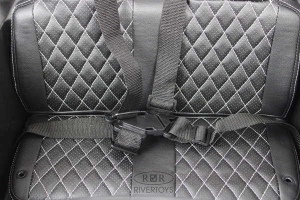 Изображение товара Детский автомобиль RiverToys C111CC (синий)