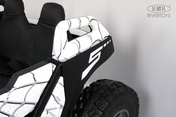 Изображение товара Детский автомобиль RiverToys A707AA LUX 4WD (белый Spider)