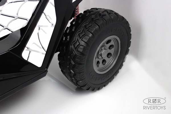Изображение товара Детский автомобиль RiverToys A707AA LUX 4WD (белый Spider)